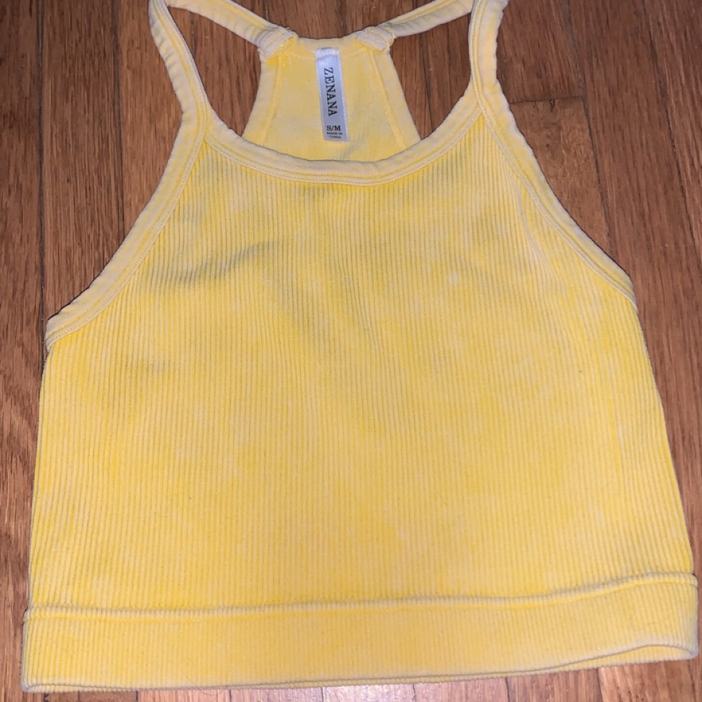4 Zenana tanks/crop tops s/m - Picture 4 of 4